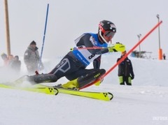 Latvijai divas trešās vietas FIS slalomā Krievijā