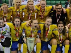 Zviedrija kļūst par čempionēm, Latviju nomainīs vācietes
