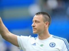 35 gadus vecais Terijs pagarina līgumu ar "Chelsea"