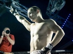 MMA cīkstoņi Skujiņš un Jemeļjanovs izcīna uzvaras Vācijā