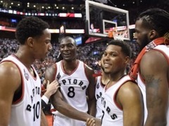 Toronto sarūpē "Cavaliers" pirmo zaudējumu šajā "play-off"