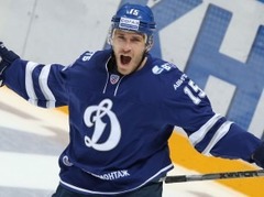 Parādā spēlētājiem ir deviņas KHL komandas