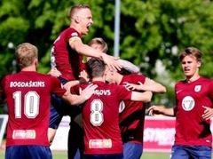 "Jelgava" pelnīti sakauj "Slovan" un pārraksta kluba vēsturi