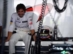 Alonso: "Tikai "Mercedes" vai "McLaren" var atnest man trešo F1 titulu"