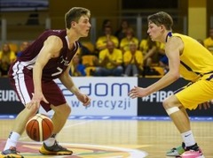 Latvijas U16 izlasei zaudējums pret zviedriem un trešā vieta grupā