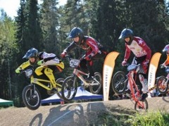 "SMScredit.lv BMX čempionāta" Smiltenes posmā noskaidroti Latvijas čempioni