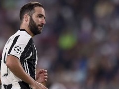 H grupa: "Juventus" izšķērdē iespējas un spēlē 0:0 pret "Sevilla"