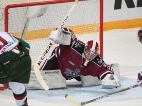 Kalniņam pirmā sausā KHL spēle, "Dinamo" uzvar arī spēcīgo Kazaņu