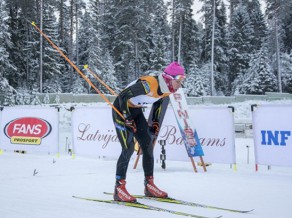 Sacensību sezonu ar labiem FIS punktiem atklājuši arī distanču slēpotāji