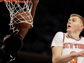 Porziņģim 11 punkti, "Knicks" nosargā nervozu uzvaru
