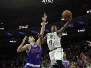 "Mavs" grauj "Bulls", "Celtics" knapi uzvar Filadelfijā