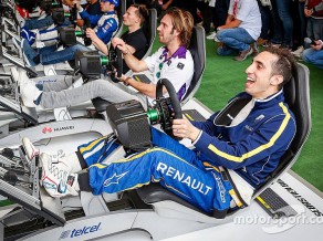 Priekšlikums F1 posmu laikā rīkot datorspēļu sacensības