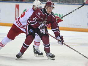 Balinskis atzīts par nedēļas labāko jauno spēlētāju KHL