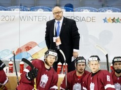 Latvijas hokejisti universiādē piekāpjas slovākiem un finišē sestajā vietā