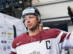 Vasiļjevs svētdien noslēgs hokejista karjeru