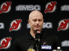 NHL drafta loterijā uzvar "Devils"