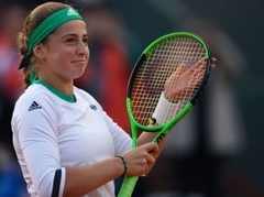 Ostapenko "French Open" pusfinālā jubilāru mačā tiksies ar Bačinskī