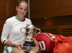 Dzīve pēc "French Open" – Ostapenko rangā 12. vietā, Gulbis nolido uz 494.