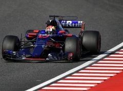 "Toro Rosso" sastāvā Amerikas posmā startēs Hārtlijs vai Buemī