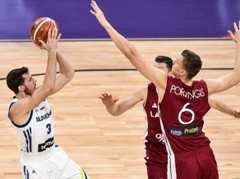 Porziņģim un "Knicks" tikšanās ar "EuroBasket 2017" MVP Dragiču un "Heat"