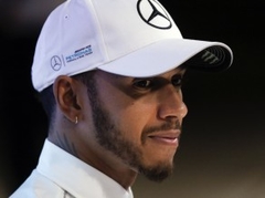 Hamiltons atklāj iemeslus domām par F1 karjeras beigšanu