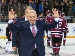 Savickis: "Aiziešana no KHL nav aktuāls jautājums"