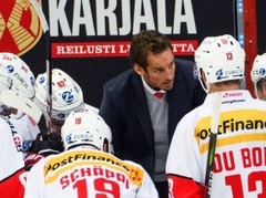 Šveice pagarina līgumu ar galveno treneri Fišeru līdz 2020. gadam