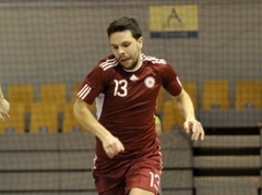 Latvijas telpu futbolisti pārbaudes spēlē piekāpjas Zviedrijai