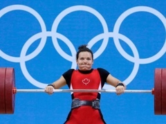 Svarcēlāja Žirāra pēc ilgas gaidīšanas pasludināta par 2012. gada olimpisko čempioni