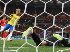 Brazīlija meklēs pirmo uzvaru, Šveice - pasaules atzinību