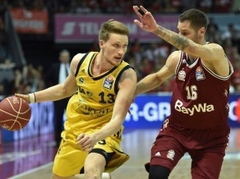 "Žalgiris" no "Alba" izpērk Lietuvas izlases spēlētāju Grigoni