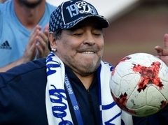Maradona neaizbrauc uz Baltkrieviju un strādās Meksikas otrajā līgā