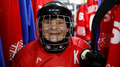 Video: 80 gadus veca kundze ir hokeja komandas kapteine