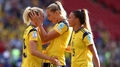 Zviedrijai un čempionei Nīderlandei dramatiskas uzvaras sieviešu "Euro 2022"