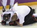 Kanādietis vakar spēlē pret Latviju guvis tik nopietnu traumu, ka sezona viņam ir beigusies