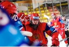 Krievijas U-18 hokeja izlase uzvar Šveici; Latvijas liktenis izšķirsies otrdien