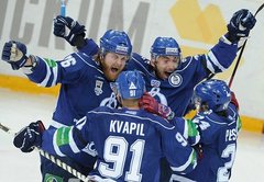 Znaroka un Vītoliņa vadītā Maskavas 'Dinamo' sagādā septīto spēli KHL finālsērijā