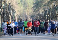 Šodien Mežaparkā notiks 'Rīgas pusmaratona' koptreniņš