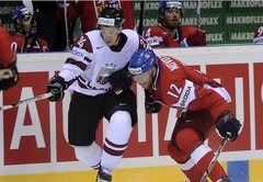 PČ hokejā: Latvija - Čehija 0:0 (rit 1.periods)