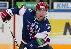 Krievijas hokeja izlases aizsargam Kaļiņinam piespriesta trīs spēļu diskvalifikācija