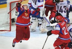 Krievijas hokejisti atgūst pasaules čempionu titulu