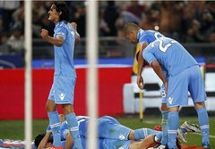 'Napoli' futbolisti Itālijas kausa izcīņas finālā sagādā 'Juventus' pirmo zaudējumu sezonā