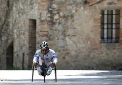 Šausminošā avārijā izdzīvojušais Dzanardi startēs Paralimpiskajās spēlēs