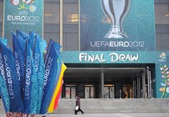 EK un UEFA sāk kampaņu par patērētāju tiesībām EURO 2012 līdzjutējiem