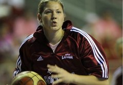 Šurkusa un Priede nepalīdzēs Latvijas sieviešu basketbola izlasei pirmajā EČ kvalifikācijas turnīra mačā