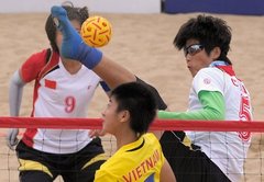 Fotoreportāža: neierastais Āzijas pludmales sporta spēlēs