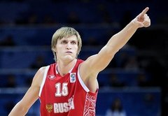 Krievijas basketbola izlase pirms Londonas olimpiādes basketbola turnīra pārspēj Lietuvu