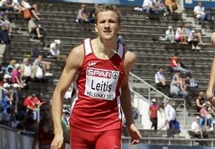 Leitis 400 metru skrējienā atkārto Latvijas rekordu un izpilda Londonas olimpiādes normatīvu