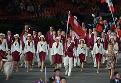 Londonas Olimpiādes atklāšanas ceremonijā ienestais Latvijas karogs pārdots par 1550 mārciņām