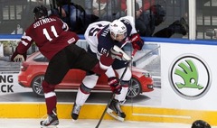 Latvijas hokejisti pēc spēles ar ASV: Ticējām uzvarai
